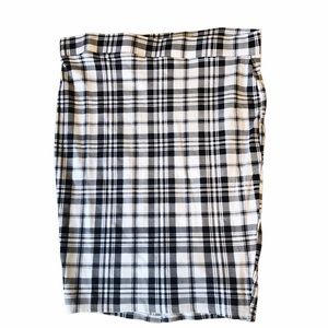 Torrid pencil skirt black and white plaid elastic 2X